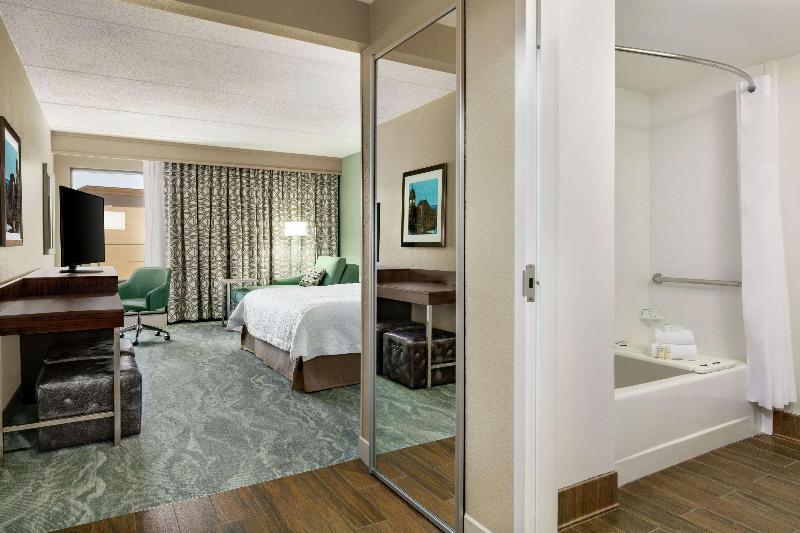 スタンダードトリプルルーム, Downtown Krakow