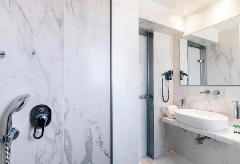 스탠다드 트리플 룸, Lefkas