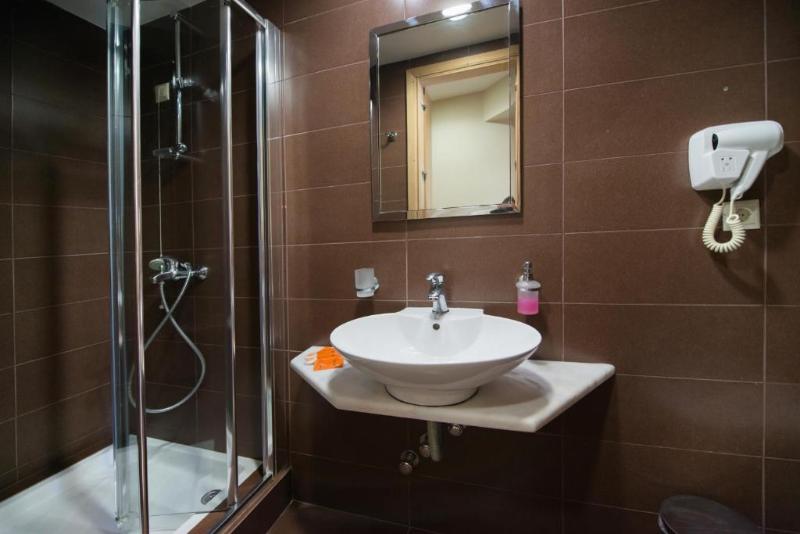 스탠다드 트리플 룸, Lefkas