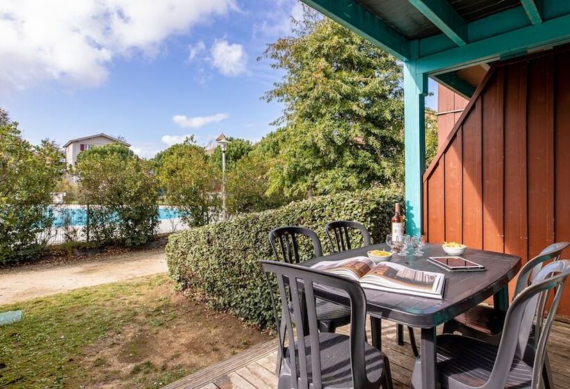 스탠다드 스튜디오, Madame Vacances Les Rives Marines