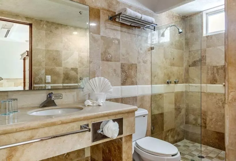 اتاق استاندارد با 2 تخت دوبل, Quality Inn Mazatlan