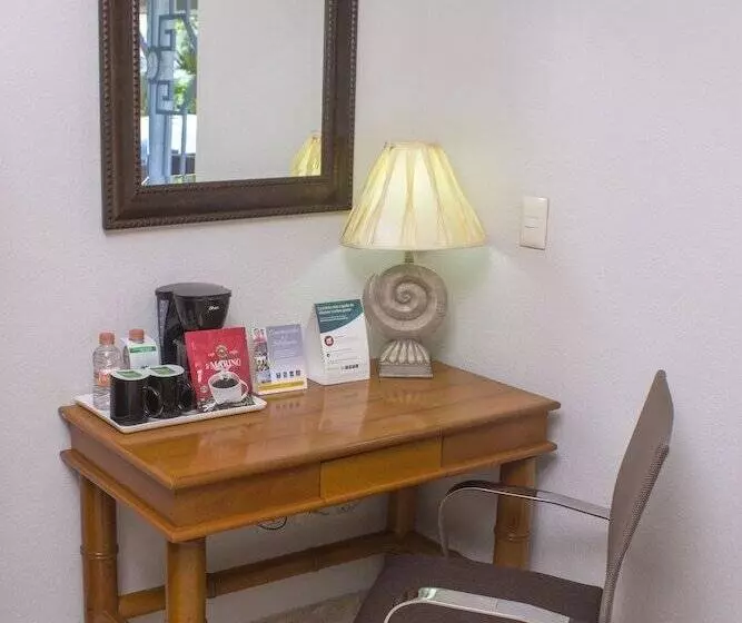 اتاق استاندارد با 2 تخت دوبل, Quality Inn Mazatlan