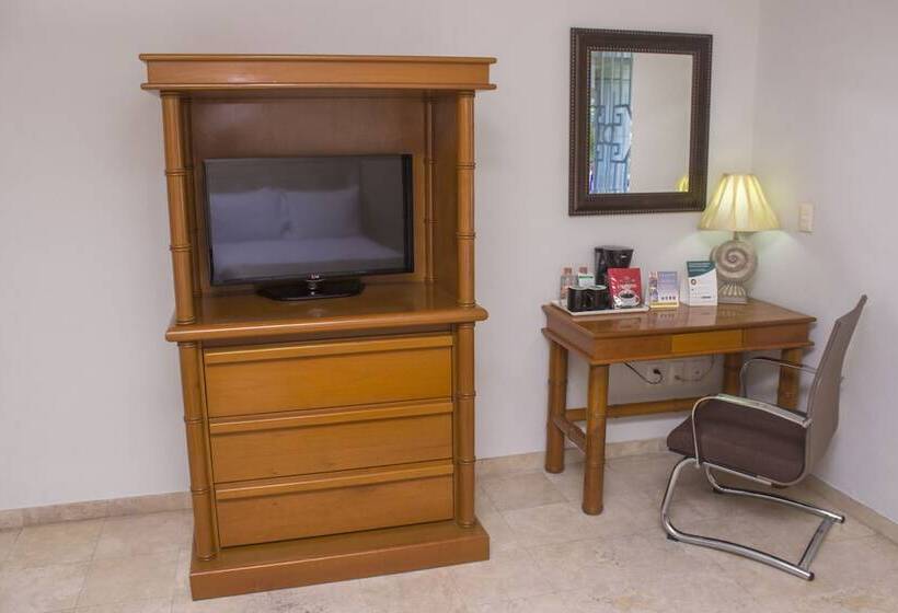 ２ダブルベッドのスタンダードルーム, Quality Inn Mazatlan