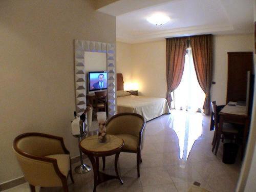 سوییت جونیور, Ranch Palace