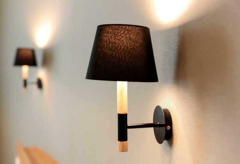 エクゼクティブルーム, Reseda