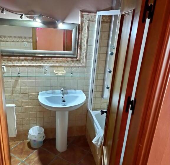 스탠다드 트리플 룸, Rural Real De Laroles Nevada Bike And Treeking