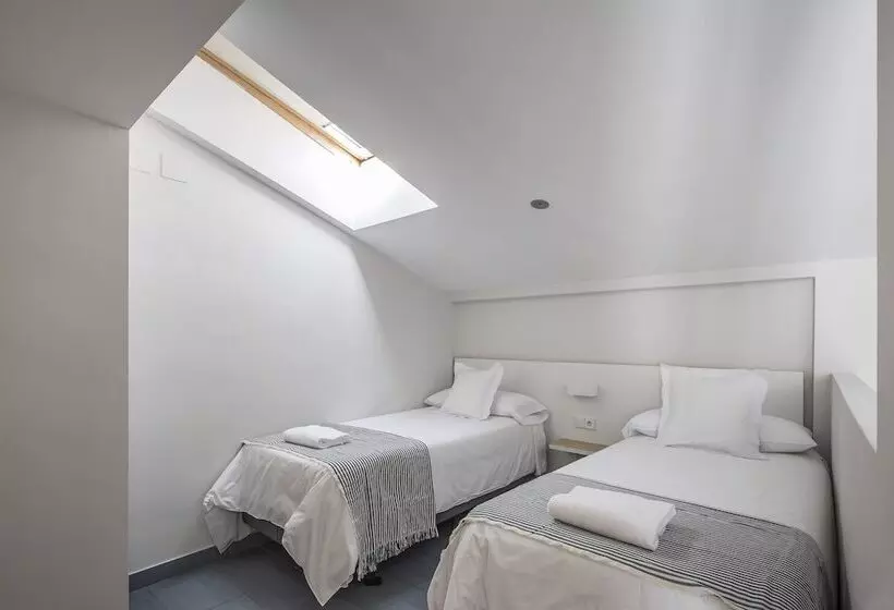 آپارتمان 2 خوابه, Mon Suites Carmen