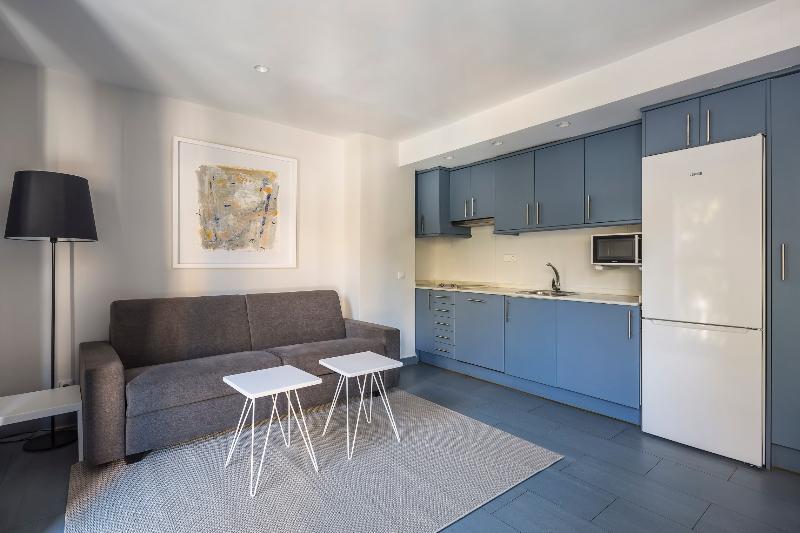 شقة غرفة واحدة, Mon Suites Carmen