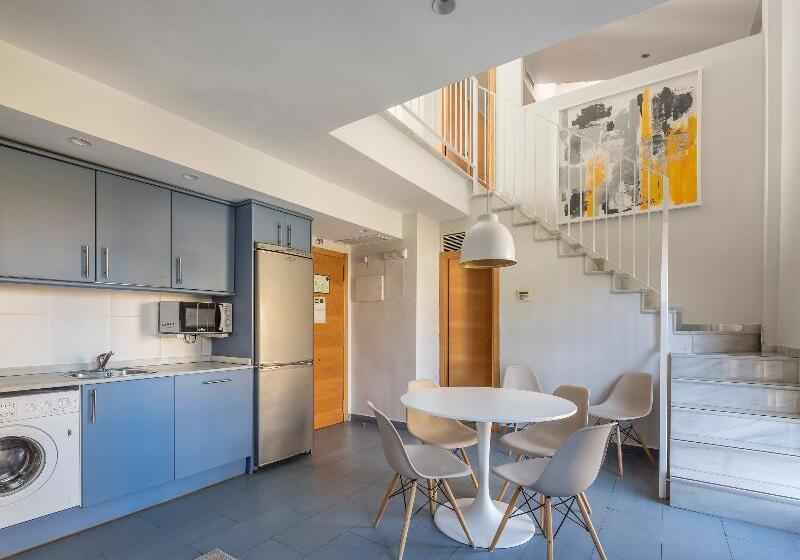 آپارتمان 2 خوابه, Mon Suites Carmen