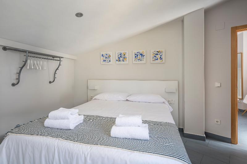 آپارتمان 2 خوابه, Mon Suites Carmen