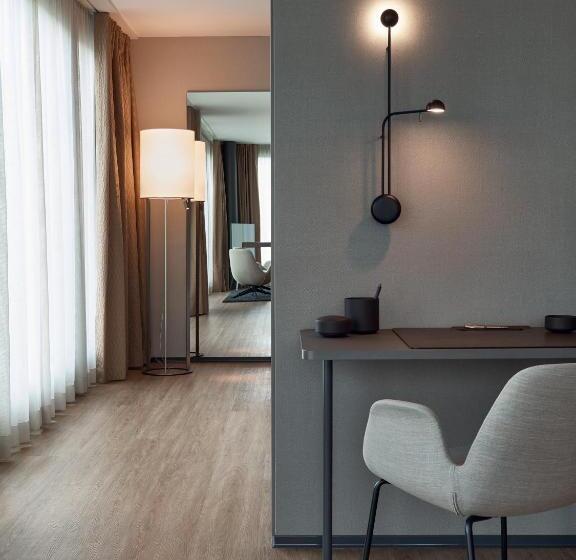 סוויטה, Radisson Blu Hotel, Lucerne