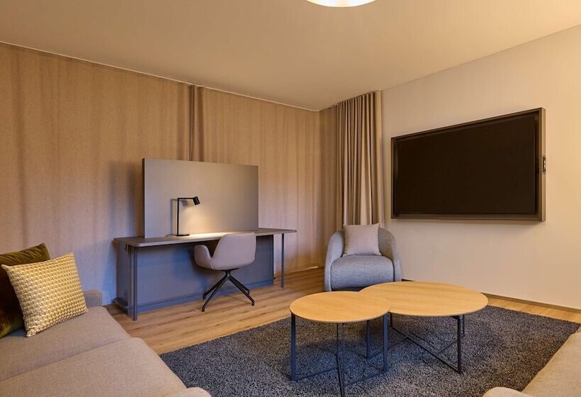 סוויטת ג'וניור, Radisson Blu Hotel, Lucerne