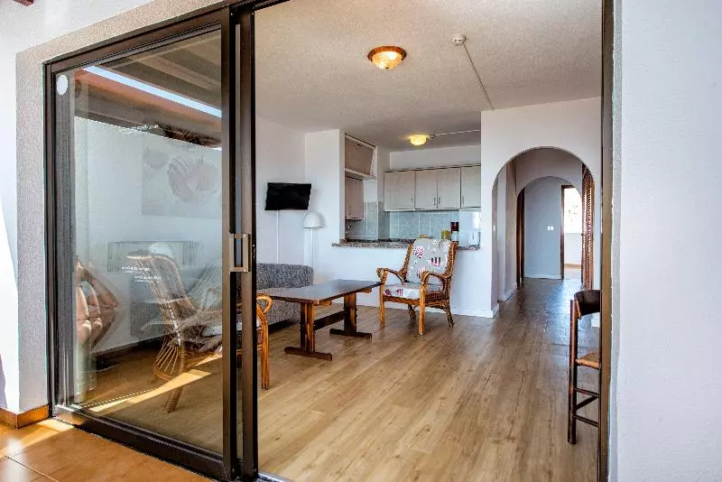 آپارتمان 1 خوابه, Apartamentos Albatros