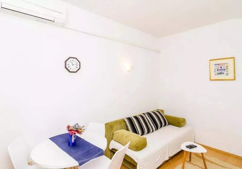 آپارتمان 1 خوابه, Apartmani Vulicevic
