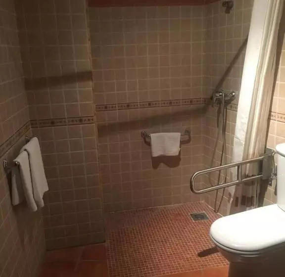 身障者適用スタンダードルーム, Balcón De Los Montes