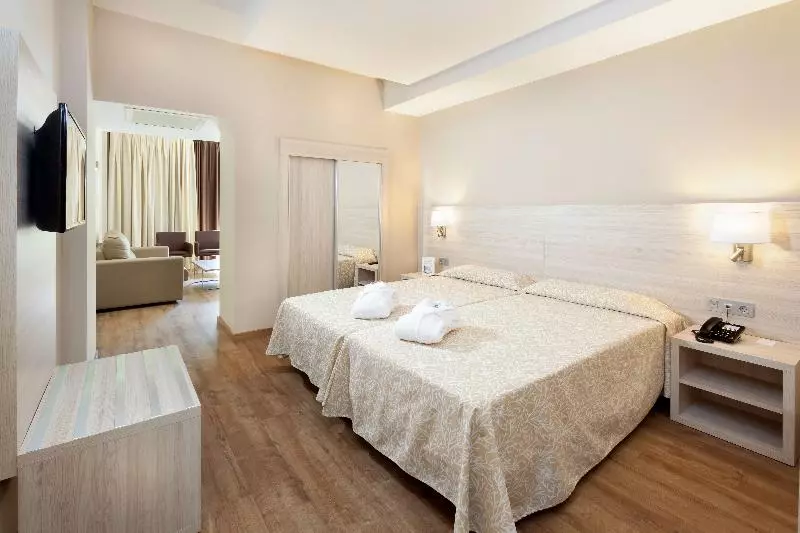 اتاق استاندارد با چشم‌انداز استخر, Best Tenerife