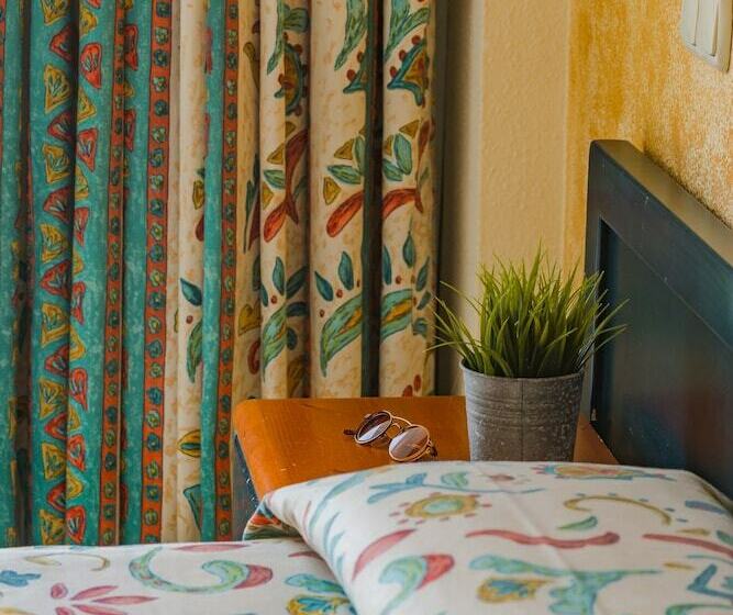 Quarto Triplo Estandar, Coral Beach By Mij