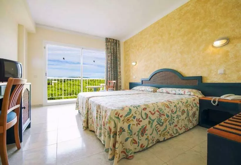 اتاق استاندارد با چشم‌انداز استخر, Bluesea Coral Beach