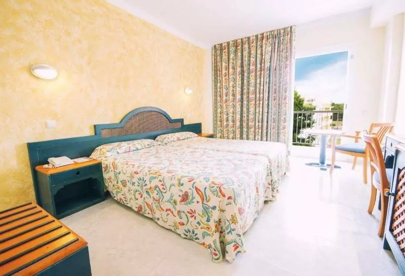 اتاق استاندارد با چشم‌انداز استخر, Bluesea Coral Beach
