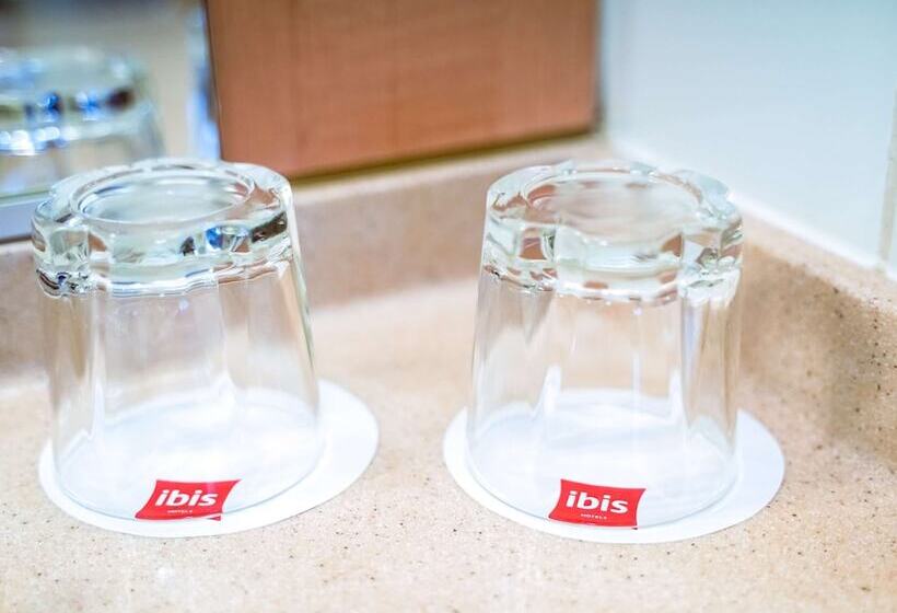 غرفة قياسية سرير مزدوج, Ibis Győr