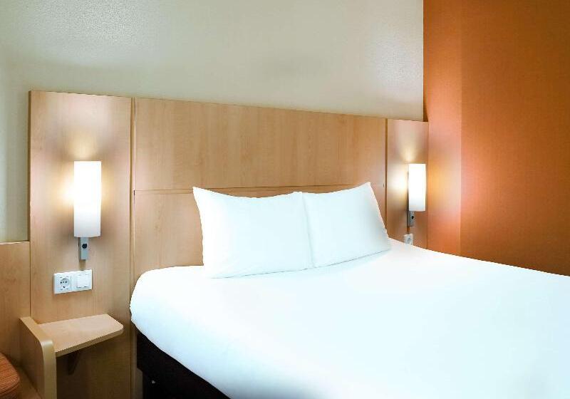 غرفة قياسية سرير مزدوج, Ibis Győr