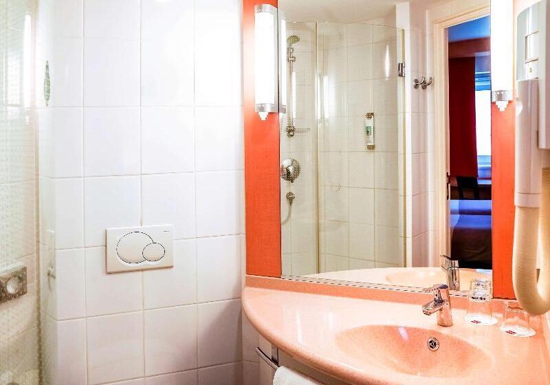 غرفة قياسية سرير مزدوج, Ibis Győr