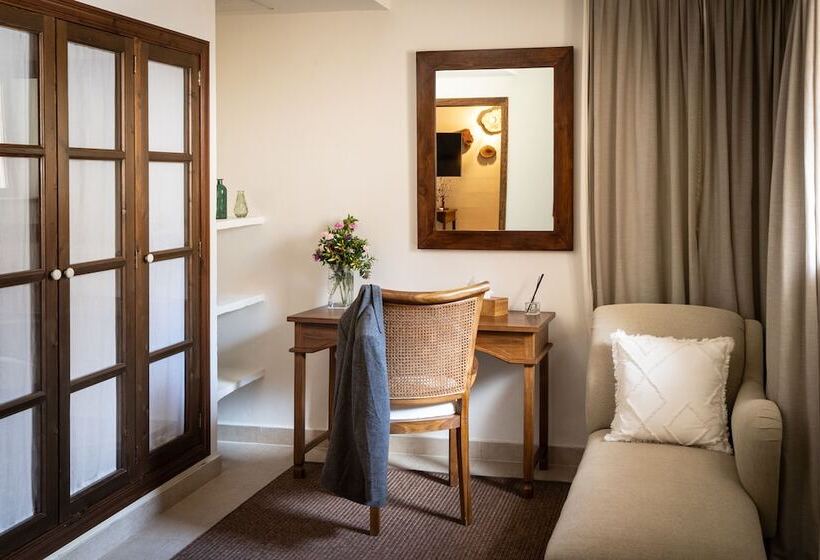 Suite with Pool, Finca Ratxó Hotel, member of Meliá Collection