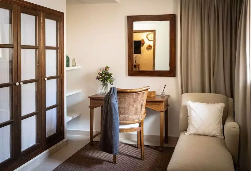 Suite with Pool, Finca Ratxó Hotel, member of Meliá Collection