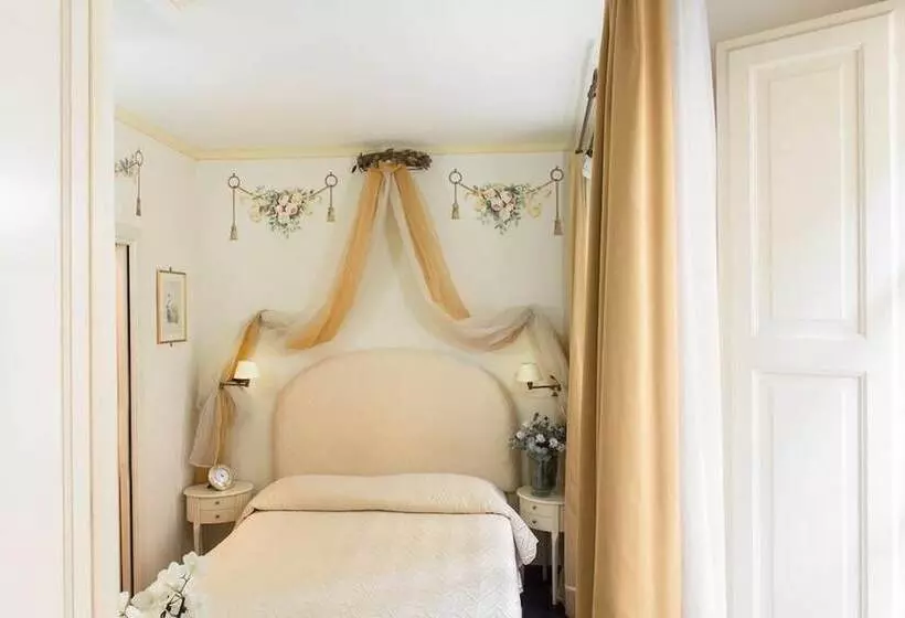 اتاق پرمیوم, Relais Dei Fiori