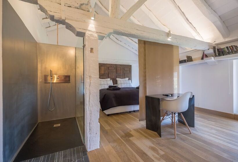 套房, Posada Santa Maria La Real