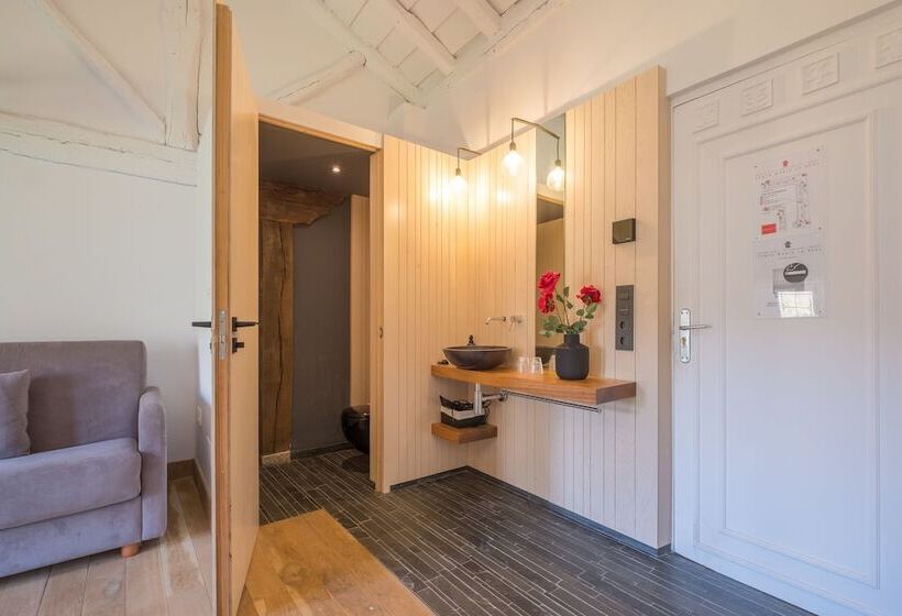 套房, Posada Santa Maria La Real