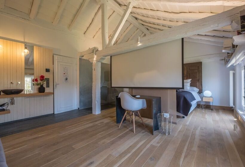 套房, Posada Santa Maria La Real