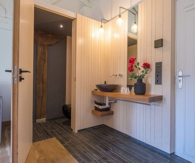 套房, Posada Santa Maria La Real