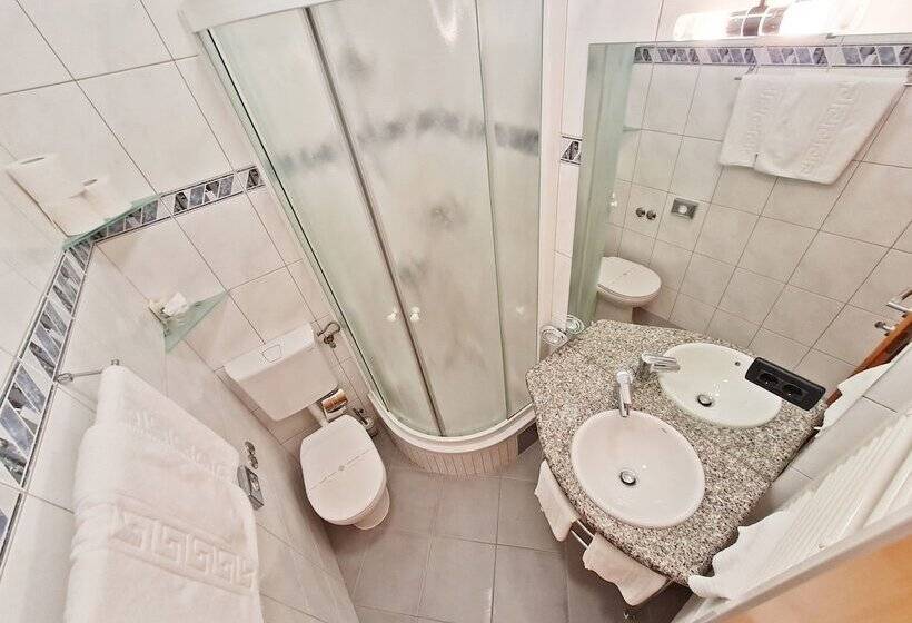 חדר אקונומי, Sunce