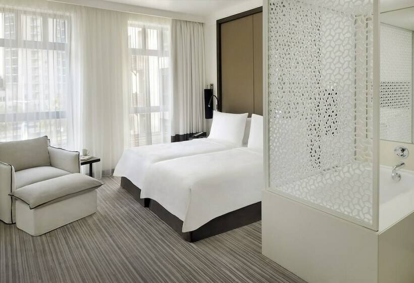 اتاق لوکس, Boulevard, Autograph Collection