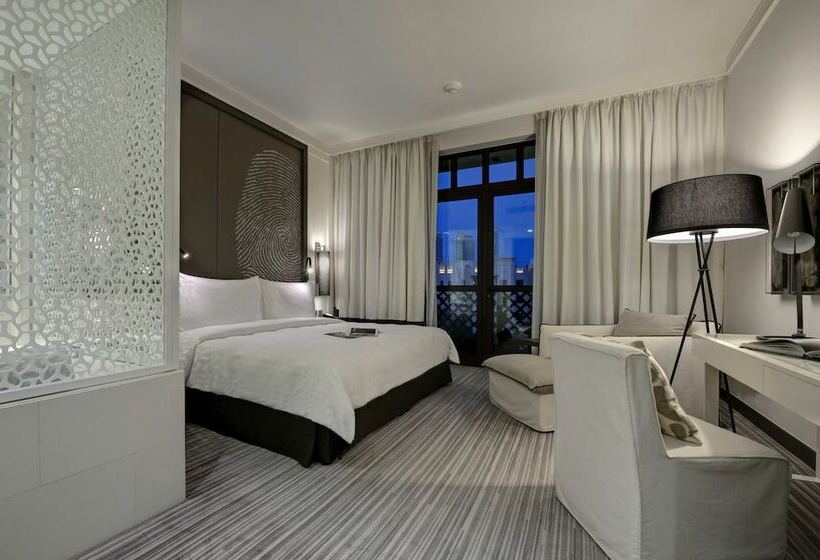 带泳池观景的豪华房, Boulevard, Autograph Collection