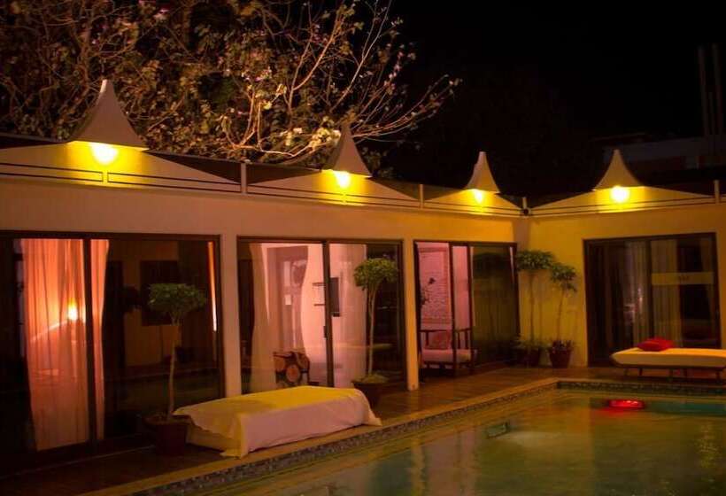 غرفة سوبيريور مطلة على حمام السباحة, Villa Das Arábias Boutique