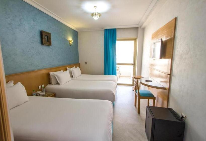 标准三人间, Zahrat Al Jabal