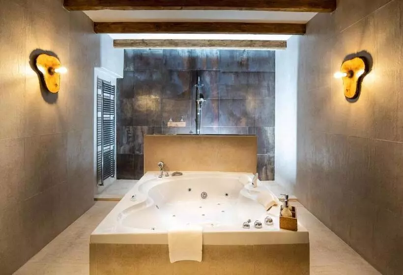 Suite with Pool, Finca Ratxó Hotel, member of Meliá Collection