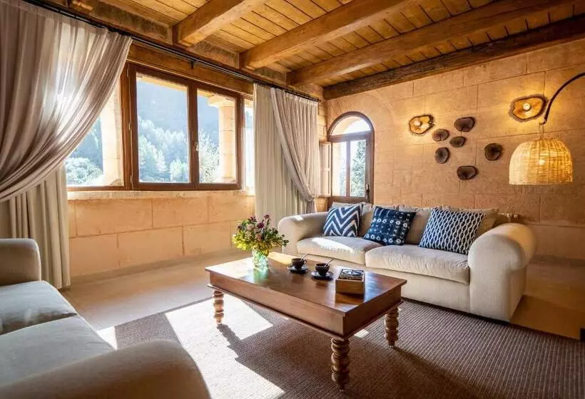 Suite with Pool, Finca Ratxó Hotel, member of Meliá Collection
