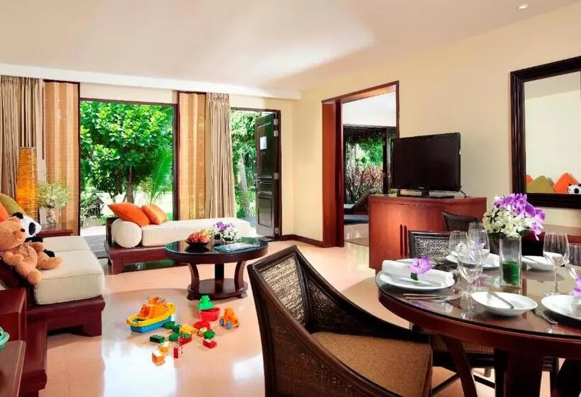 2 Bedroom Suite