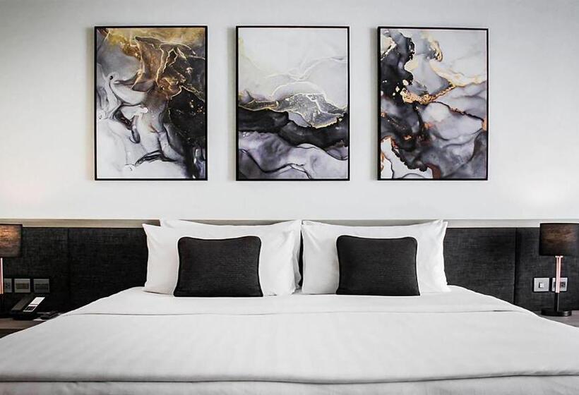 غرفة قياسية سرير كينج, Paradox Resort Phuket   Sha Plus