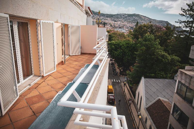 استودیوی سوپریور, Apartamentos Turisticos Atlantida