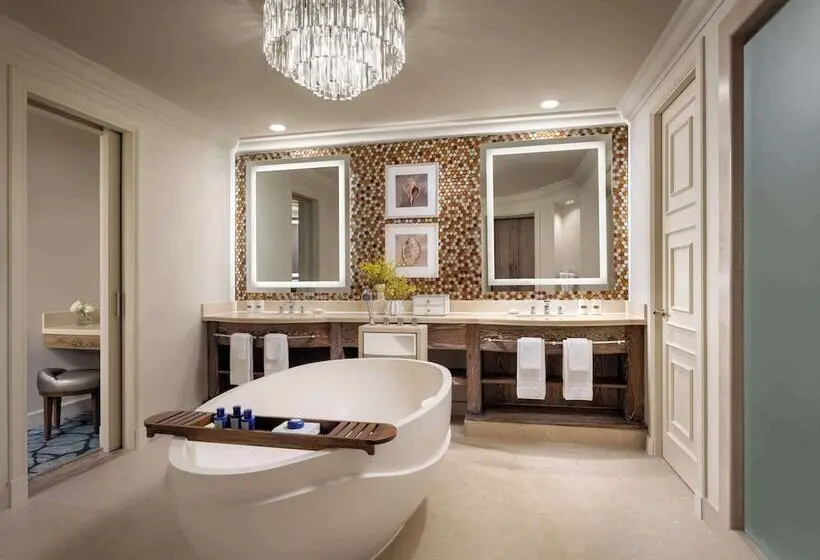 Suite with Terrace, Atlantis, The Palm