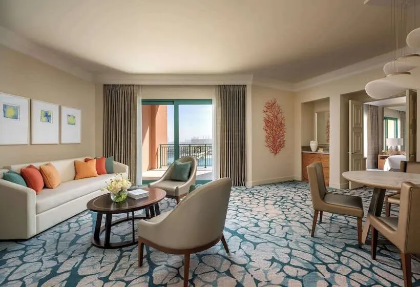 2 Bedroom Suite with Terrace, Atlantis, The Palm