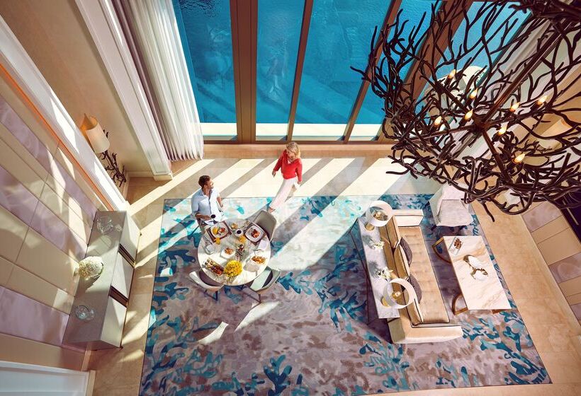 سوییت, Atlantis, The Palm