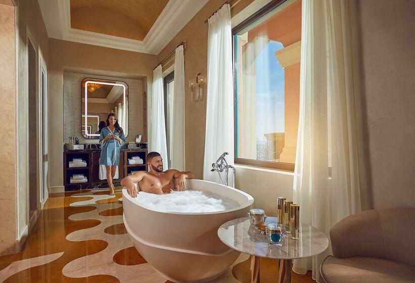 سوییت, Atlantis, The Palm