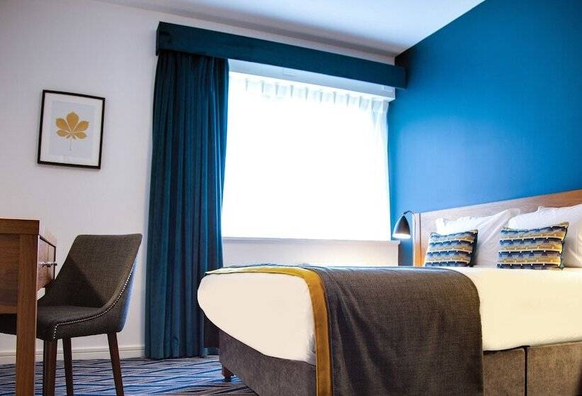 شقة غرفتين, The Montenotte