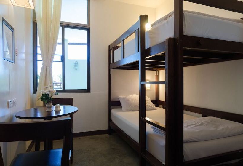 带共用卧室公用房间的床, Eco Resort Chiang Mai