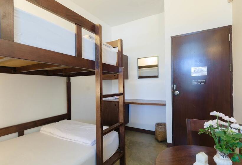 带共用卧室公用房间的床, Eco Resort Chiang Mai